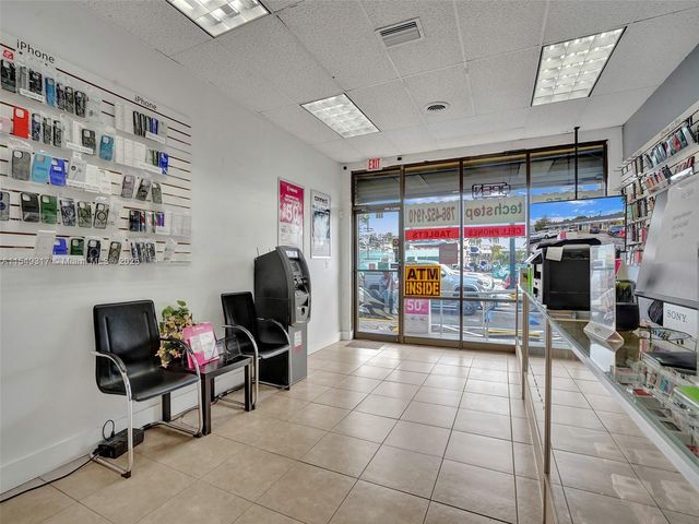 723 NE 79, Miami, FL 33138