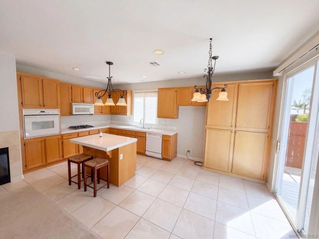 595 Dundee, San Marcos, CA 92069