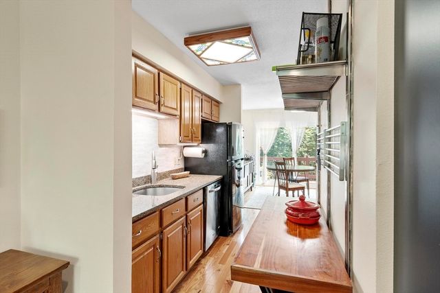 13 Nightingale Lane 13, Salem, MA 01970