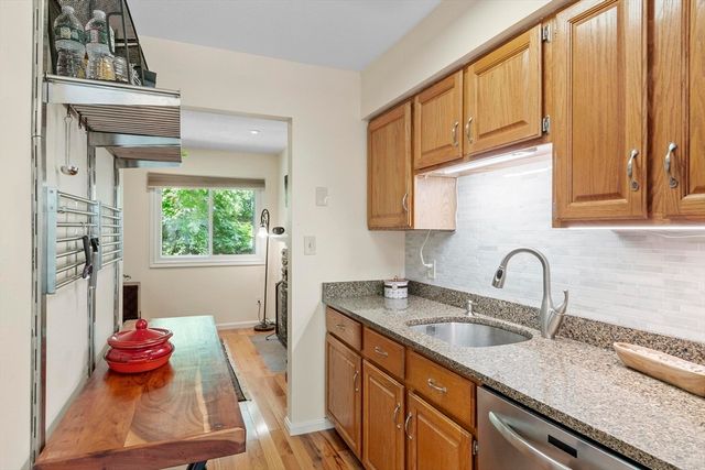 13 Nightingale Lane 13, Salem, MA 01970