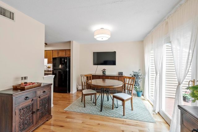 13 Nightingale Lane 13, Salem, MA 01970