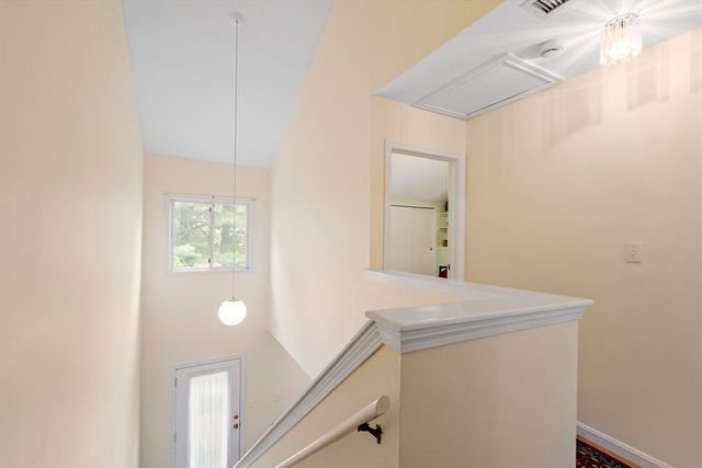 13 Nightingale Lane 13, Salem, MA 01970
