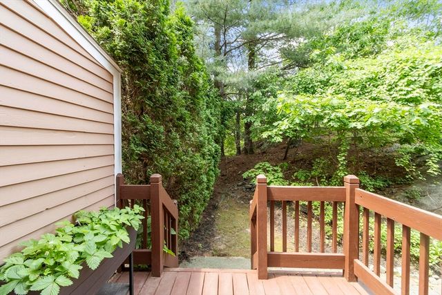 13 Nightingale Lane 13, Salem, MA 01970