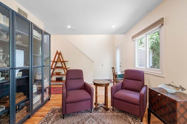 13 Nightingale Lane 13, Salem, MA 01970