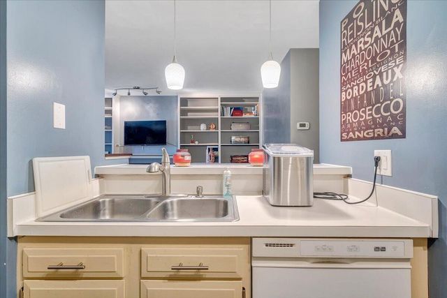 7104 Pine CT, Roanoke, VA 24018