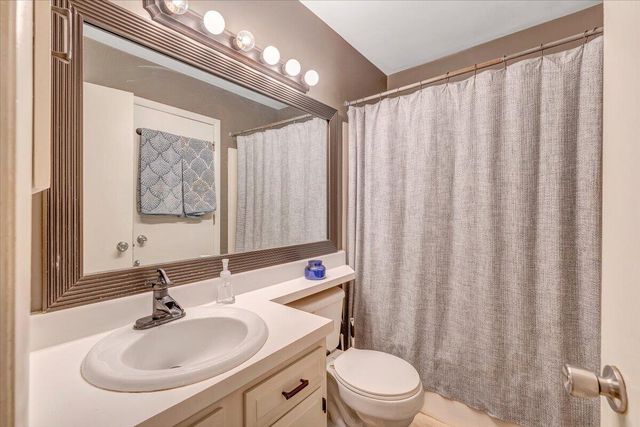 7104 Pine CT, Roanoke, VA 24018