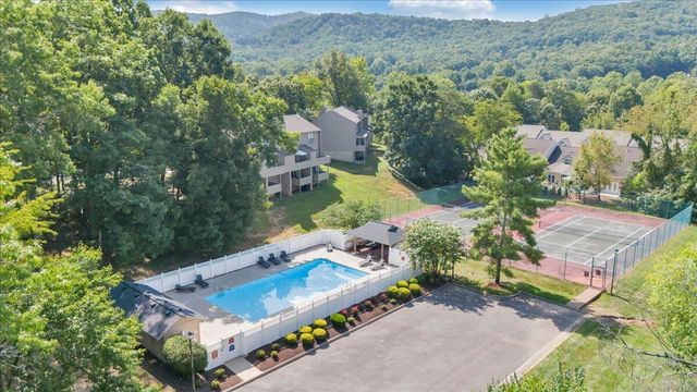 7104 Pine CT, Roanoke, VA 24018