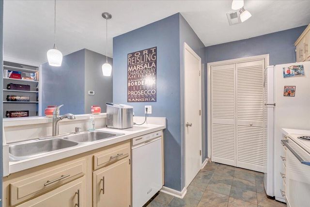 7104 Pine CT, Roanoke, VA 24018