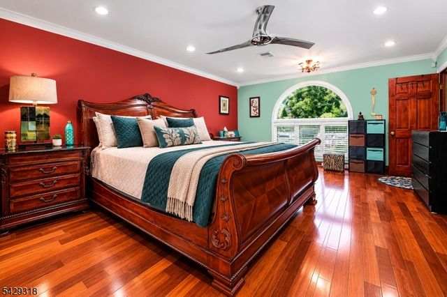 1008 Coolidge Rd, Elizabeth City, NJ 07208