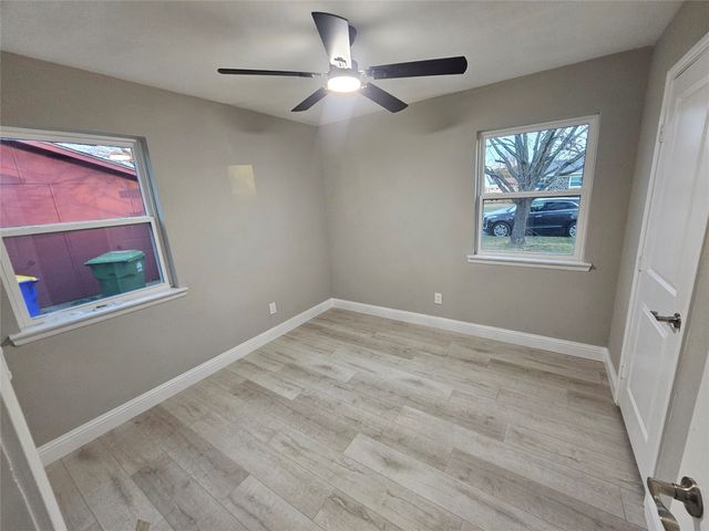 5717 Bowling Drive, Watauga, TX 76148