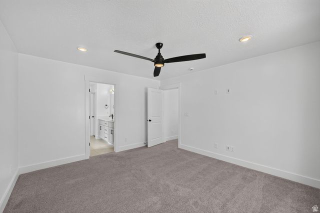 2391 W 2950 N, Farr West, UT 84404