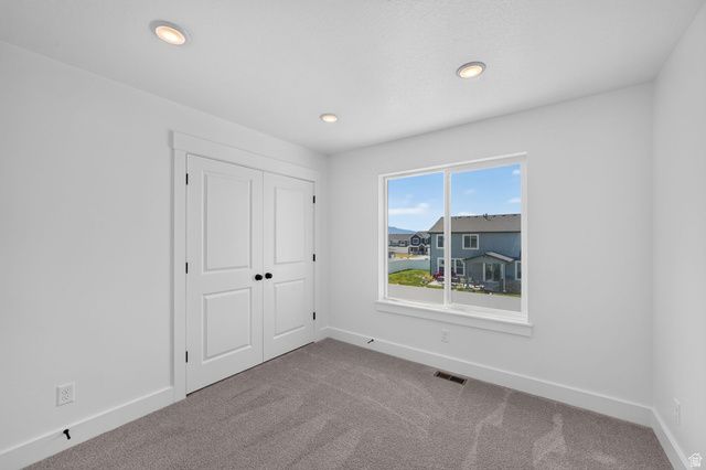 2391 W 2950 N, Farr West, UT 84404