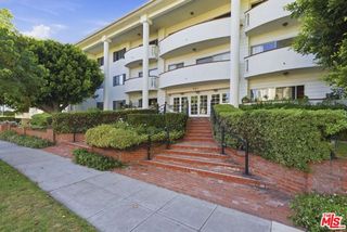 521 Montana Avenue 215, Santa Monica, CA 90403