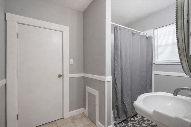 201 S Cleveland Street, Dayton, TX 77535