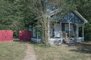 201 S Cleveland Street, Dayton, TX 77535