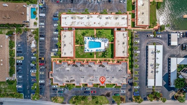 10365 PARADISE BOULEVARD 21, Treasure Island, FL 33706