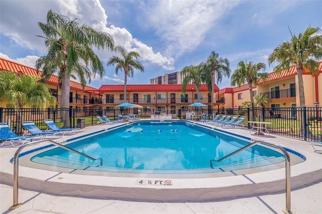 10365 PARADISE BOULEVARD 21, Treasure Island, FL 33706