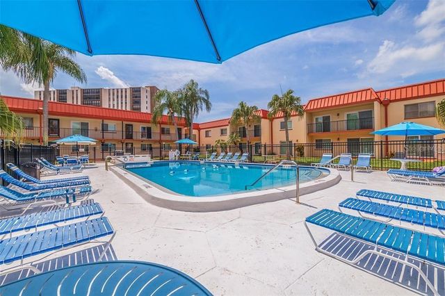 10365 PARADISE BOULEVARD 21, Treasure Island, FL 33706