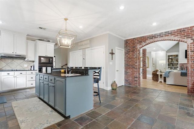 4841 Troon Drive, Lake Charles, LA 70605