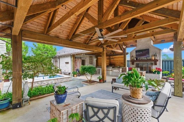 4841 Troon Drive, Lake Charles, LA 70605