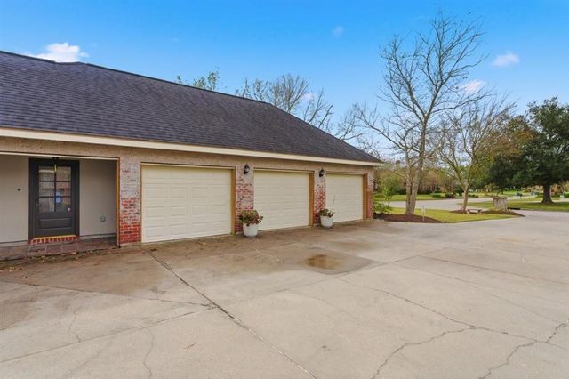 4841 Troon Drive, Lake Charles, LA 70605