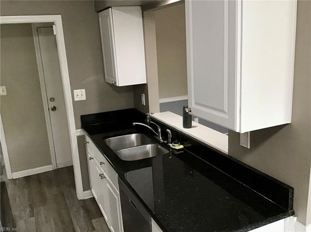 4220 Derby Wharf DR, Virginia Beach, VA 23456