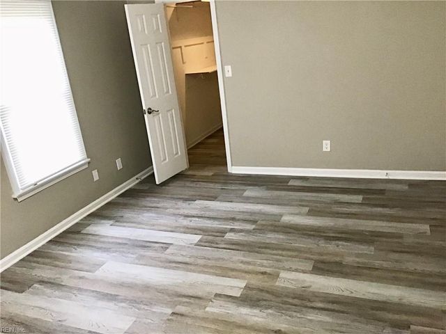 4220 Derby Wharf DR, Virginia Beach, VA 23456