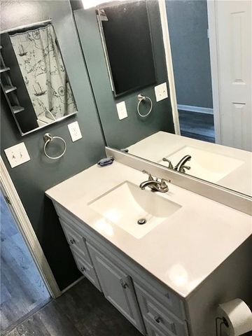 4220 Derby Wharf DR, Virginia Beach, VA 23456