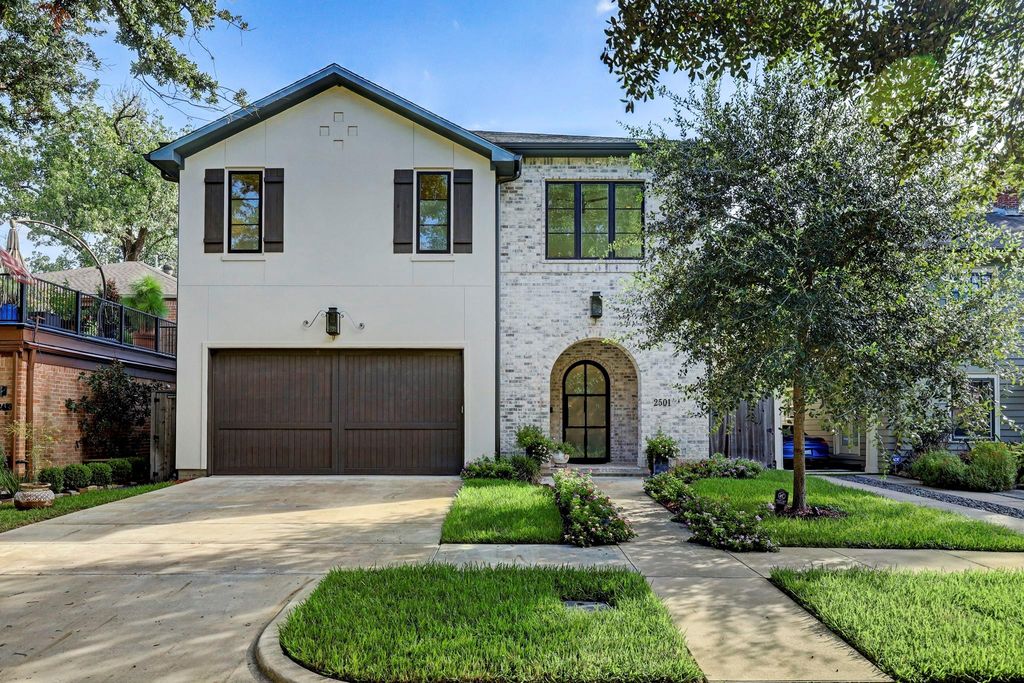 2501 Yupon Street, Houston, TX 77006