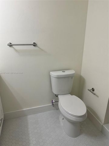 9001 SW 94 Street 113, Miami, FL 33176