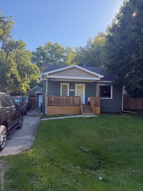 1575 Houran Street, Flint, MI 48532