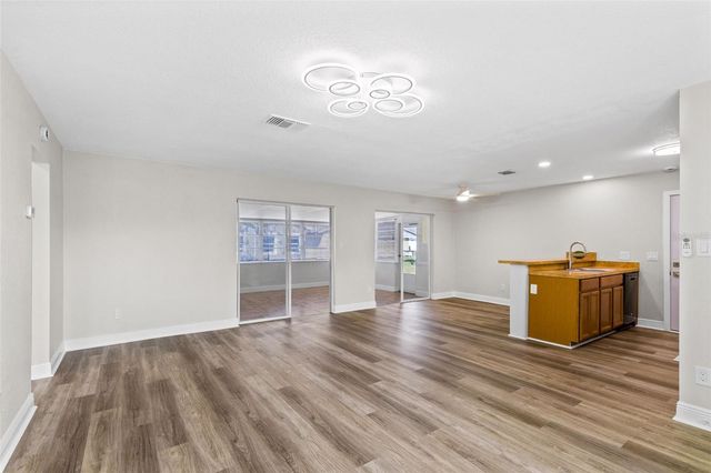 10230 GENESEE LANE, Orlando, FL 32821