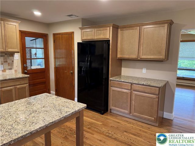 1035 Ridge Avenue, Allentown City, PA 18102