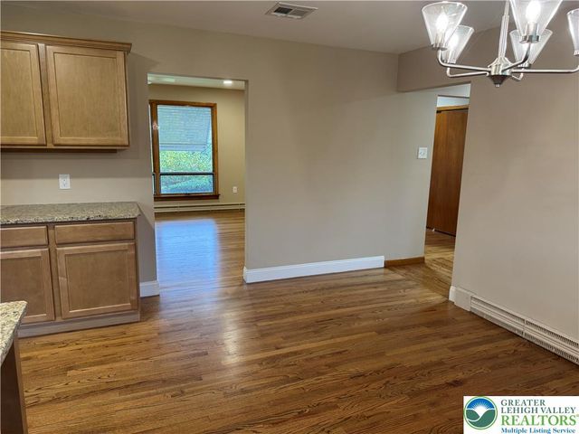 1035 Ridge Avenue, Allentown City, PA 18102