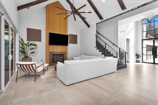 233 Blue Heron Drive, Montgomery, TX 77316