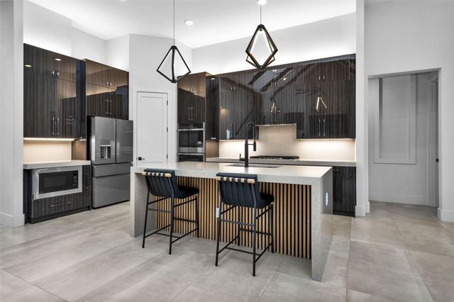 233 Blue Heron Drive, Montgomery, TX 77316