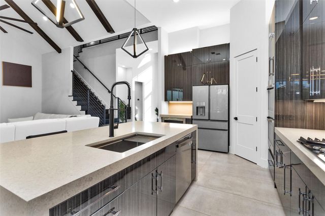 233 Blue Heron Drive, Montgomery, TX 77316