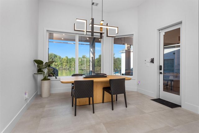 233 Blue Heron Drive, Montgomery, TX 77316