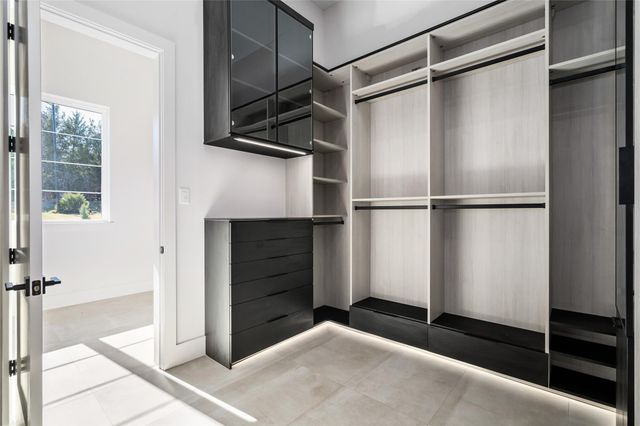 233 Blue Heron Drive, Montgomery, TX 77316