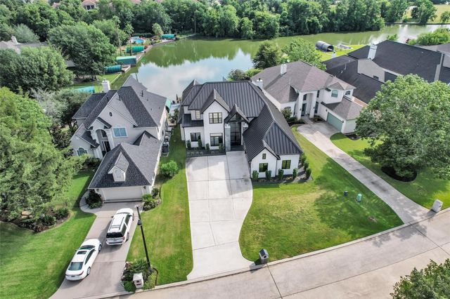 233 Blue Heron Drive, Montgomery, TX 77316