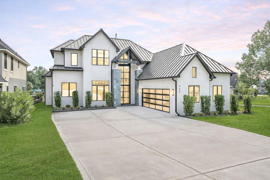 233 Blue Heron Drive, Montgomery, TX 77316