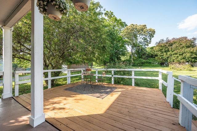 1210 Oakwood ST, Bedford, VA 24523