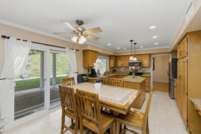 7743 Gold Buckle Court, Highland, CA 92346