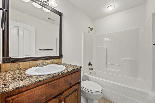 2763 Whistle Post Drive, Fayetteville, AR 72704