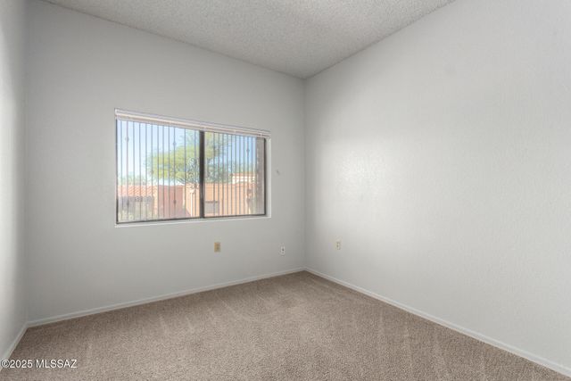 1721 W Dalehaven Circle, Tucson, AZ 85704