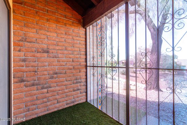 1721 W Dalehaven Circle, Tucson, AZ 85704