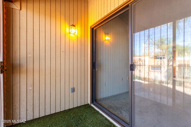 1721 W Dalehaven Circle, Tucson, AZ 85704