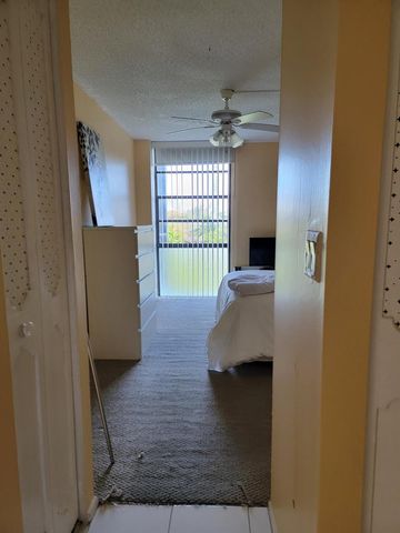 3301 N Country Club Drive 506, Aventura, FL 33180