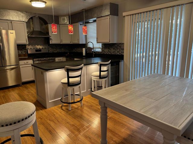 407 Ben Drive, Schererville, IN 46375