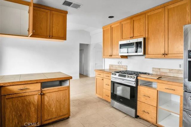 5099 Balsa Avenue, Yucca Valley, CA 92284